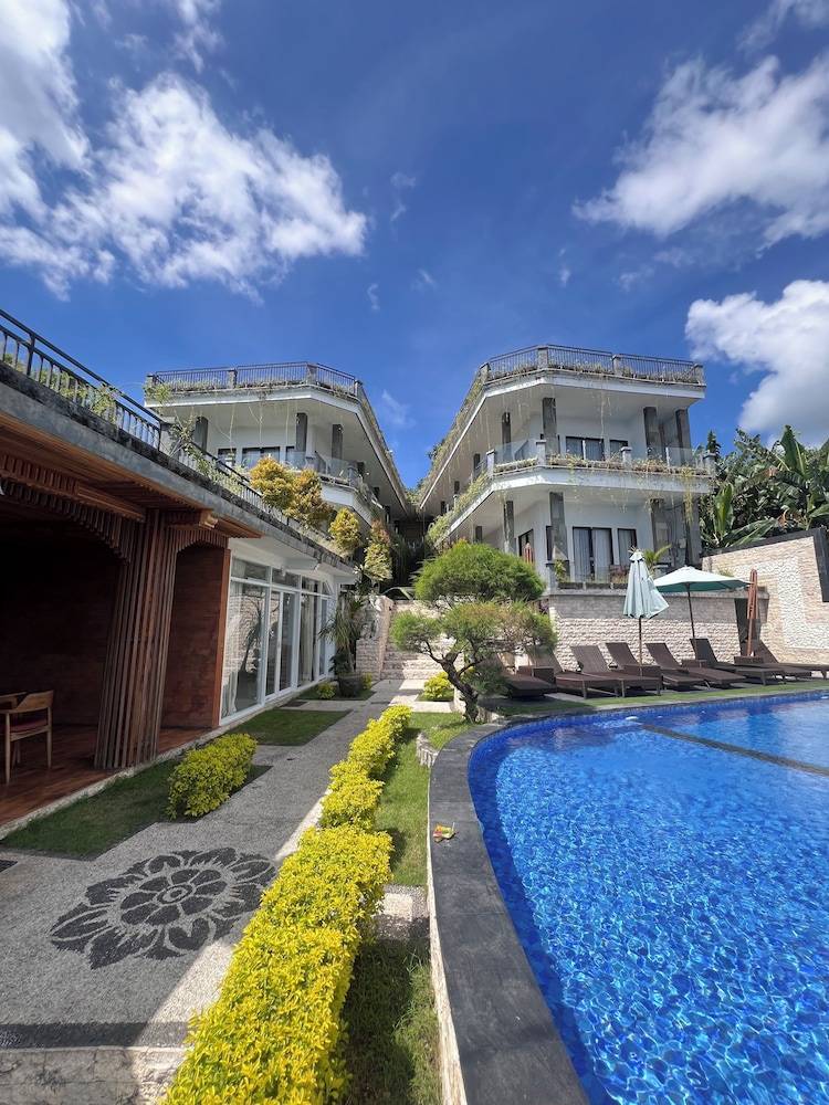 Grand Yuna Hotel Nusa Penida 1
