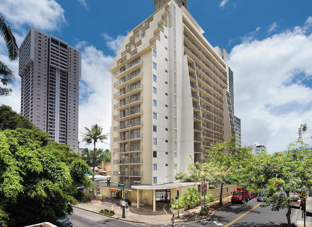 Ohia Waikiki Studio Suites 1