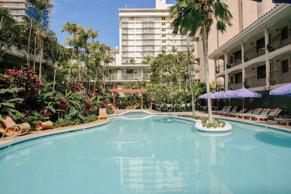 Wayfinder Waikiki - Voted Top 10 Best Hotels in Hawaii! 1