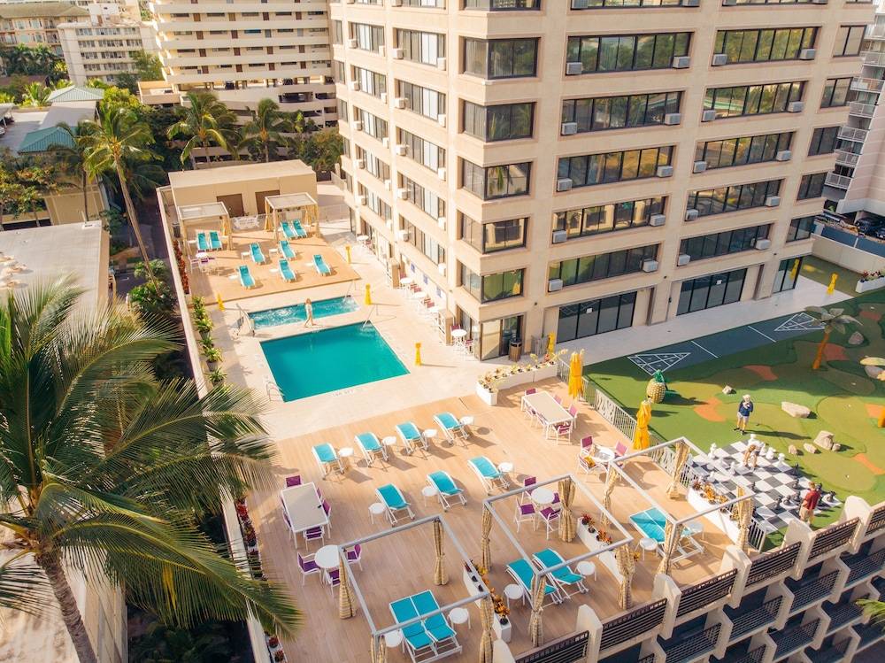 Holiday Inn Express WAIKIKI by IHG 1