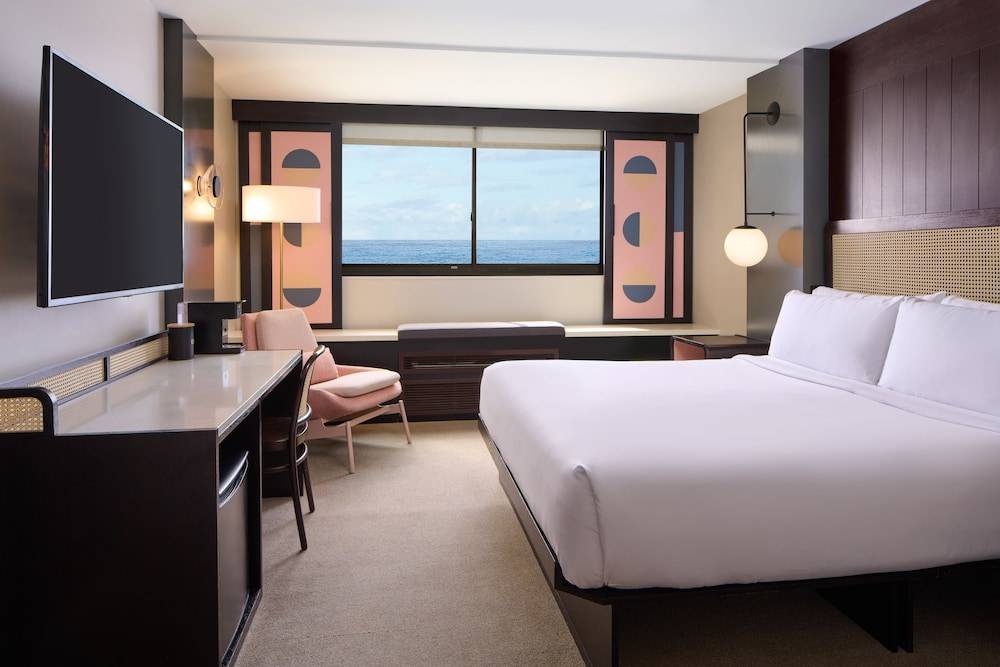 Hotel Renew 1