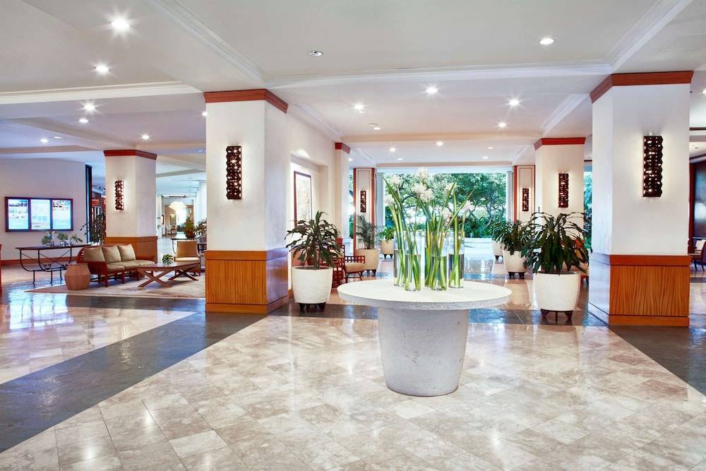 Ilikai Hotel & Luxury Suites 2