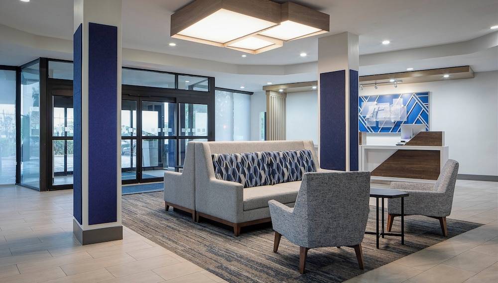 Holiday Inn Express DALLAS MEDICAL - MARKET CTR by IHG 2