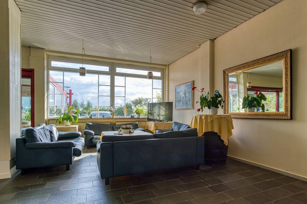 FF&E Hotel Dania 2
