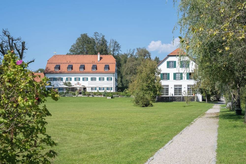 Hotel Aiterbach am Chiemsee 1