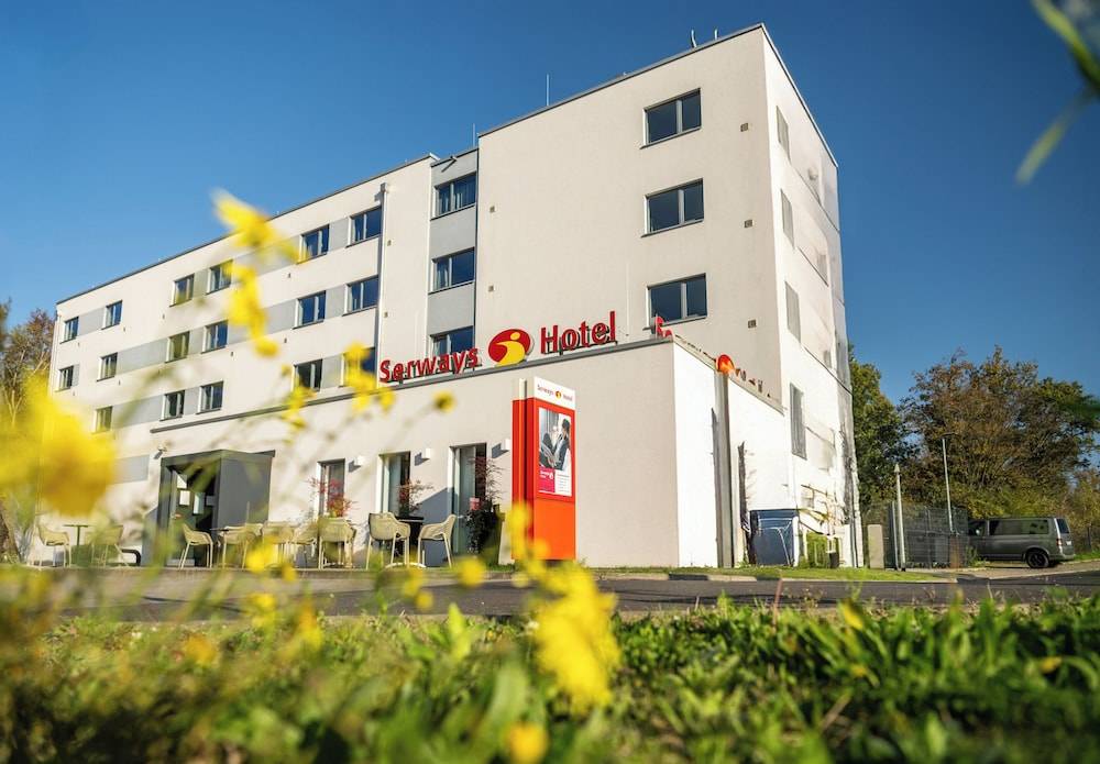 Serways Hotel Weiskirchen Nord 1