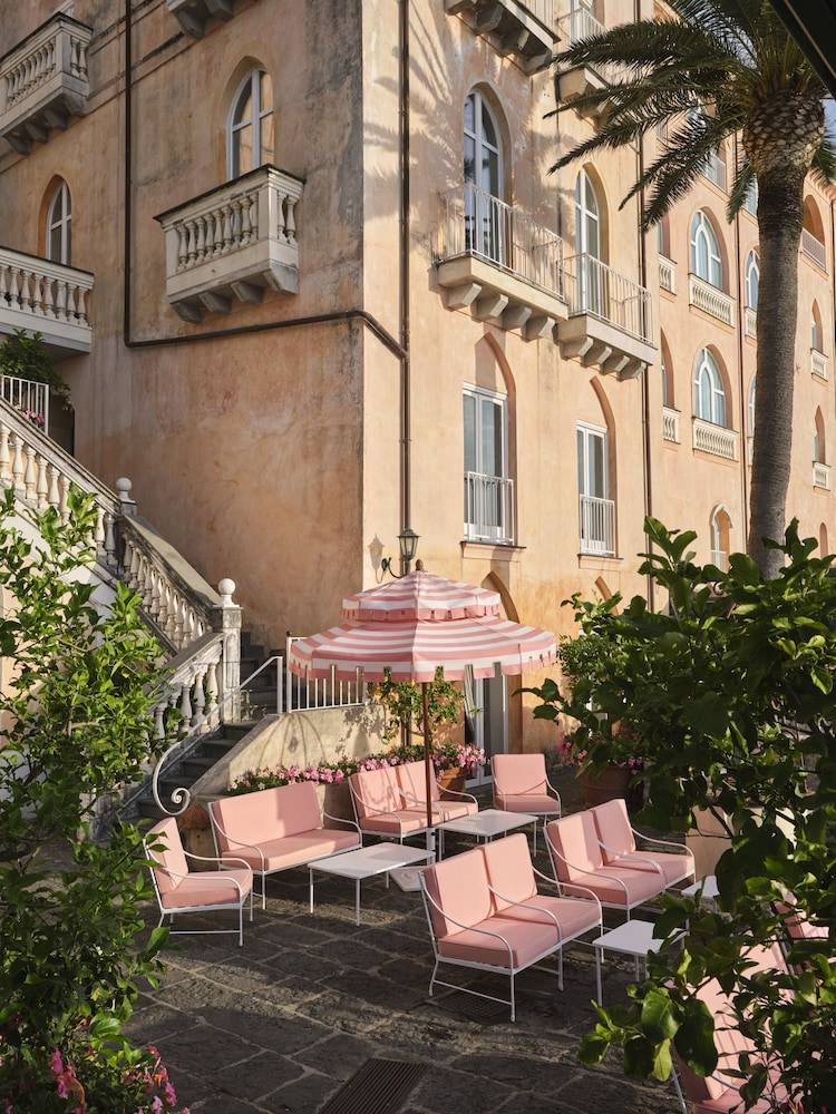 Palazzo Avino 2