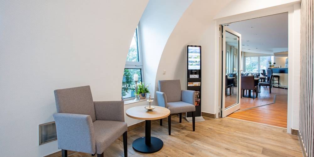 Hotel Hangelar 2