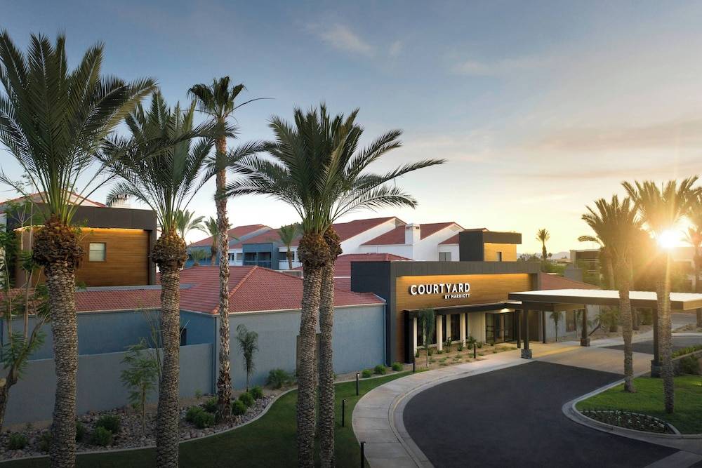 Courtyard by Marriott Phoenix Mesa 1