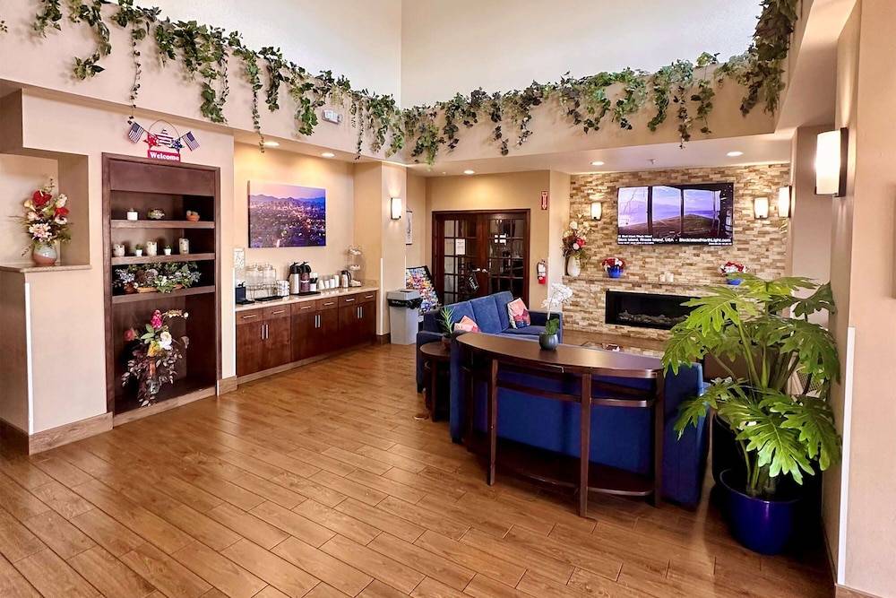Baymont by Wyndham Phoenix North 2