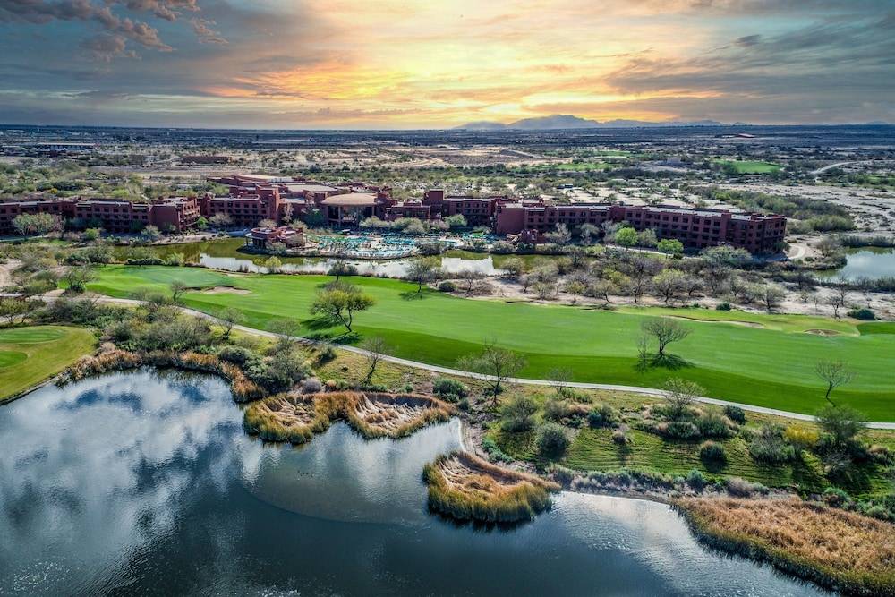 Sheraton Grand at Wild Horse Pass 1