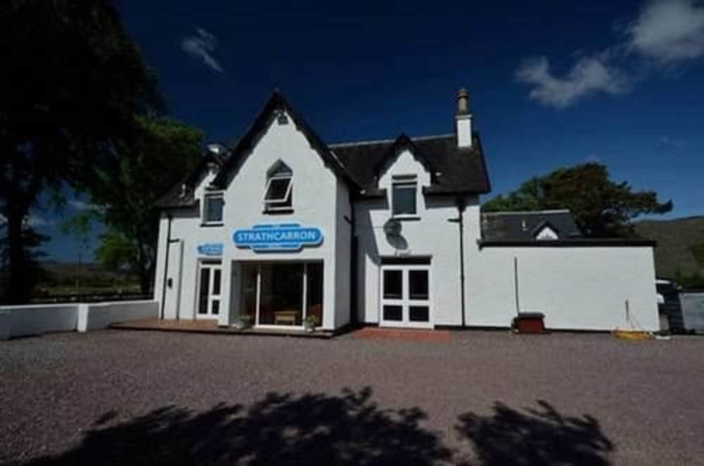 The Strathcarron Hotel 1