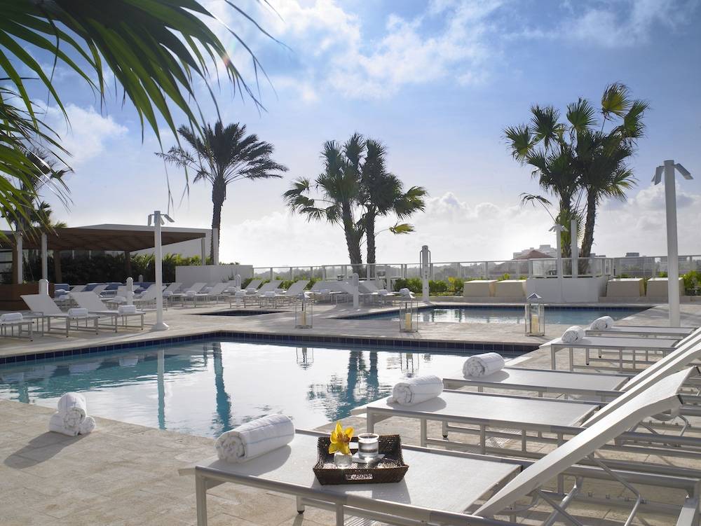 Grand Beach Hotel Surfside West 1