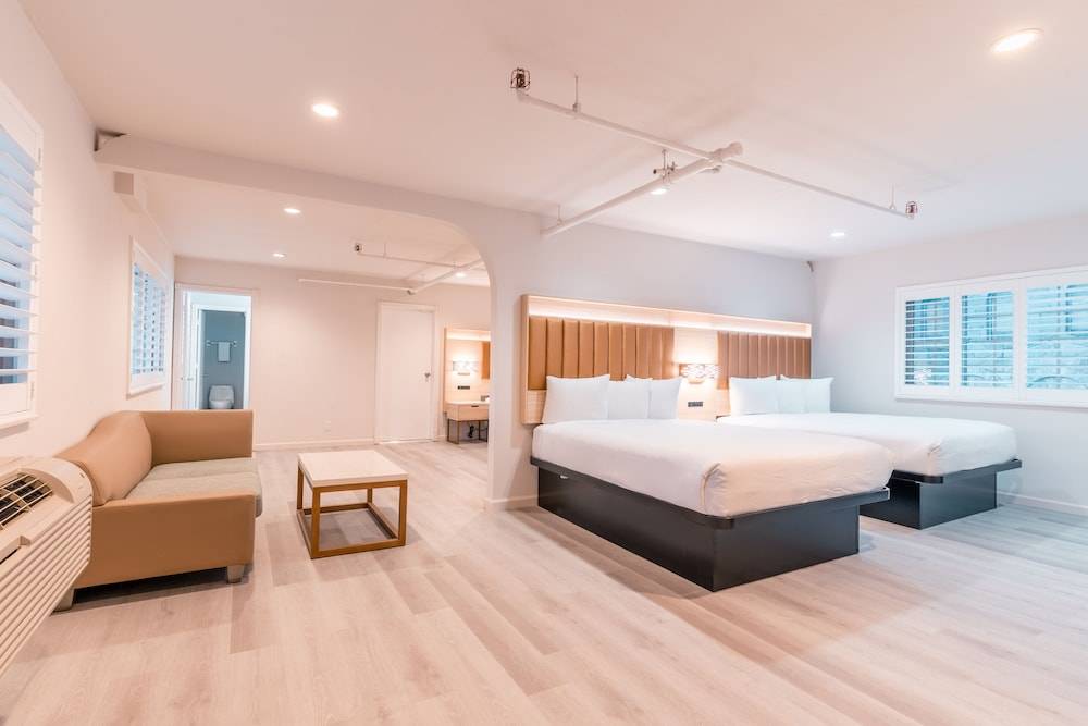 Inn on Broadway 2