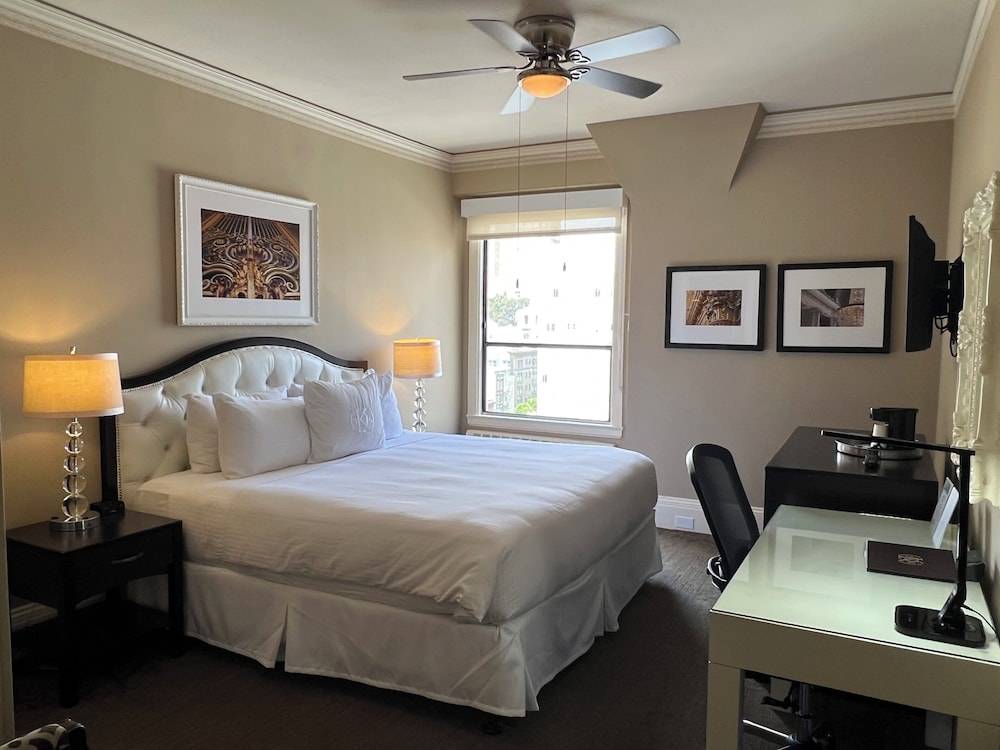 Kensington Park Hotel 1