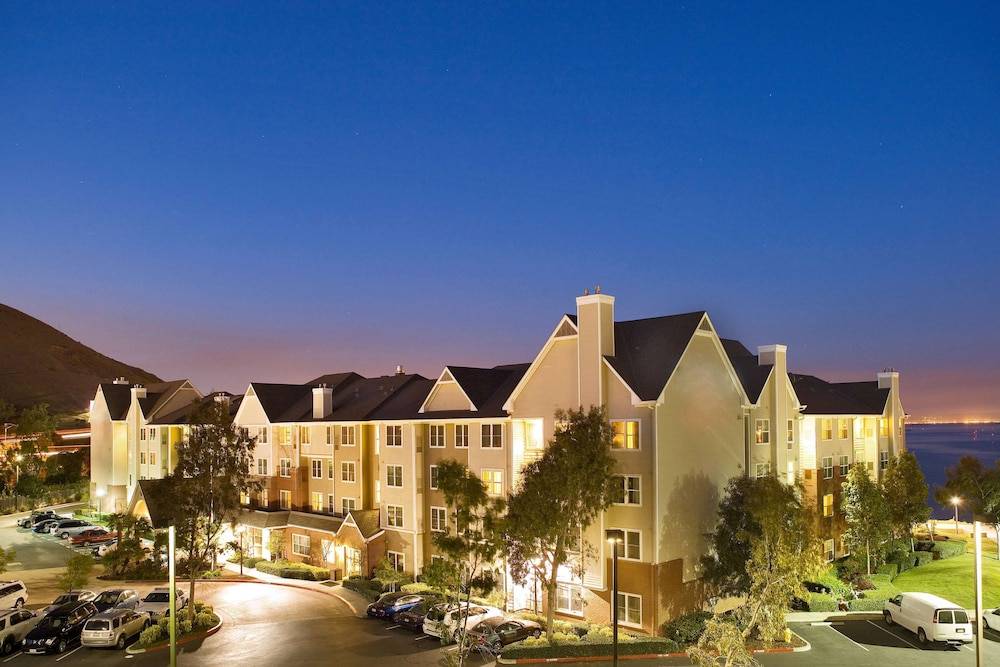 Sonesta ES Suites San Francisco Airport Oyster Point Waterfront 1