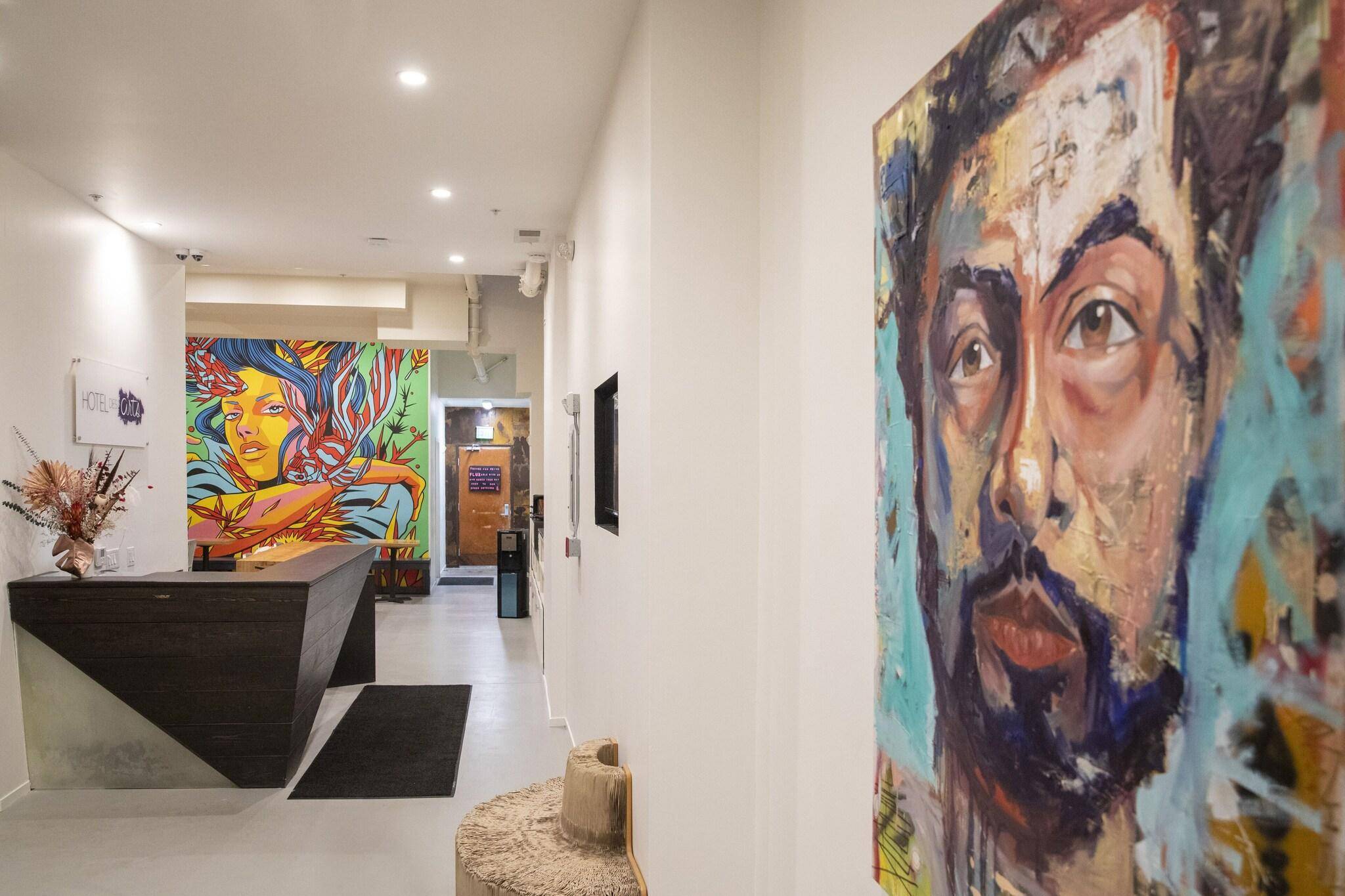Hotel des Arts 2