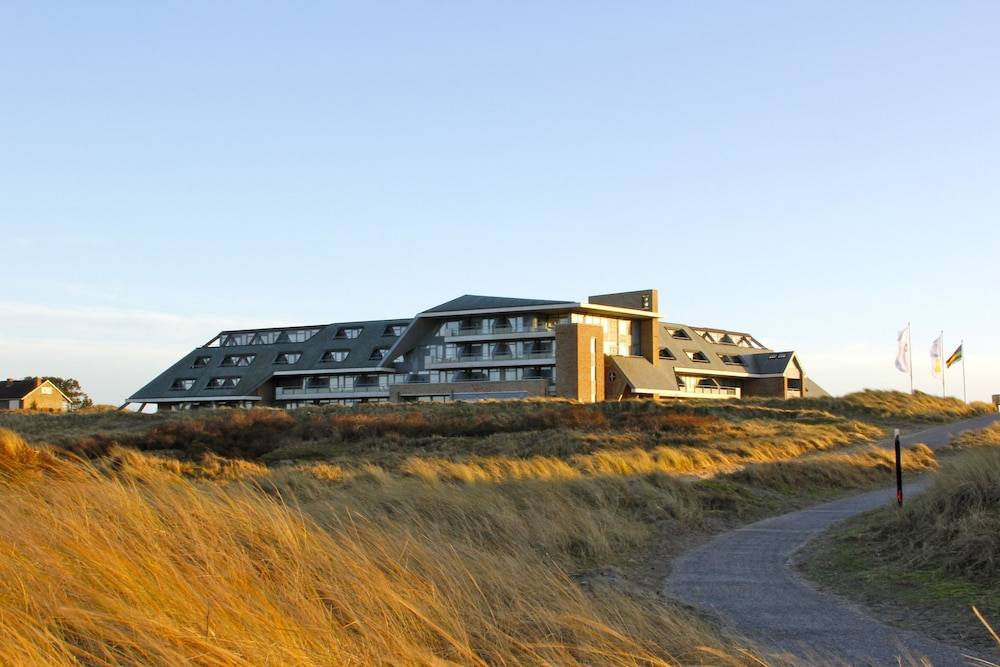 Paal 8 Hotel aan Zee 1