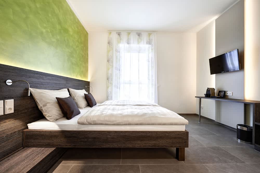 eee Hotel Traun 1
