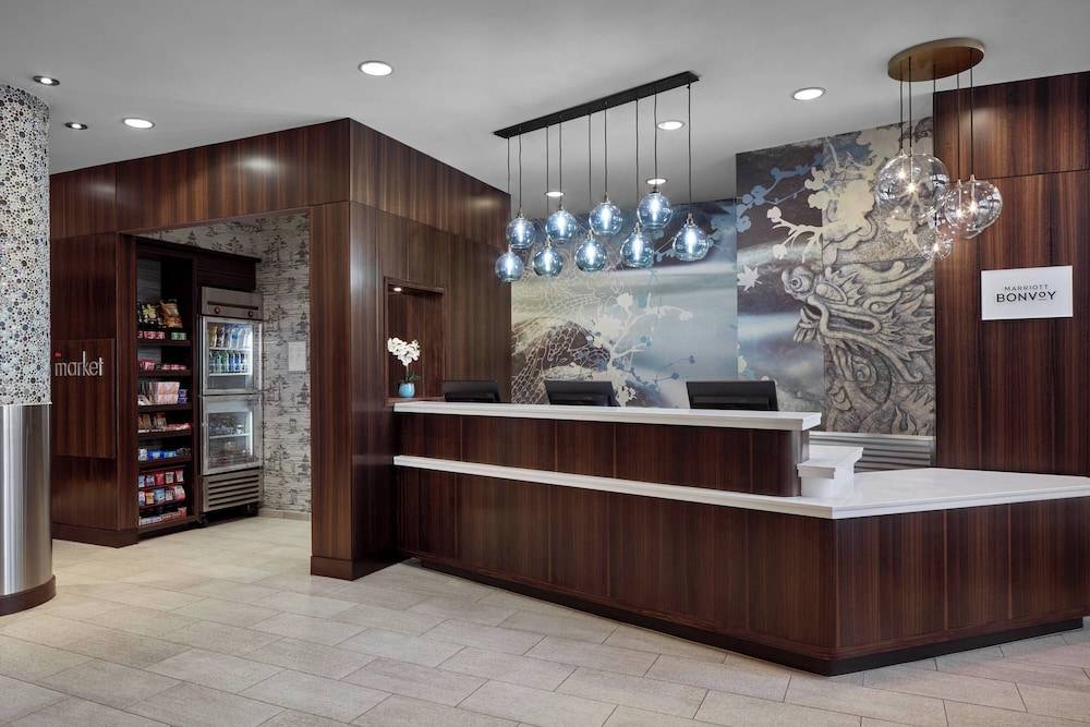 Fairfield Inn & Suites by Marriott Washington Downtown 2