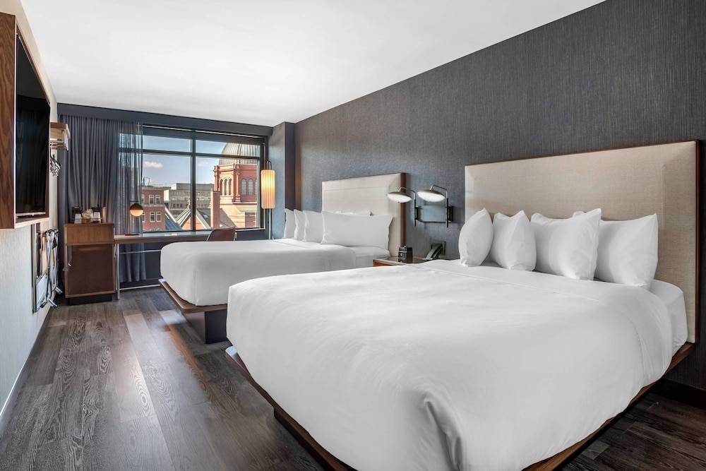 Courtyard by Marriott Washington, DC Dupont Circle 1