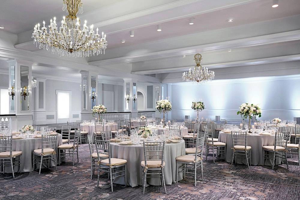 The Mayflower Hotel, Autograph Collection 2