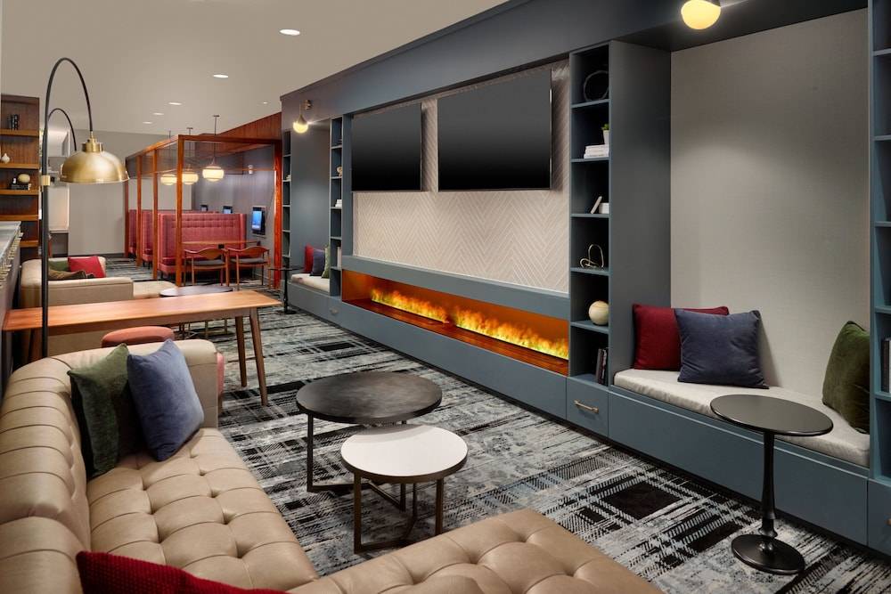 Courtyard by Marriott Washington, D.C./Foggy Bottom 1