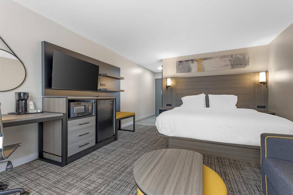 Best Western Plus Elgin - Chicago 1