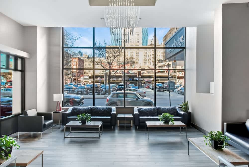 Travelodge by Wyndham Downtown Chicago 1