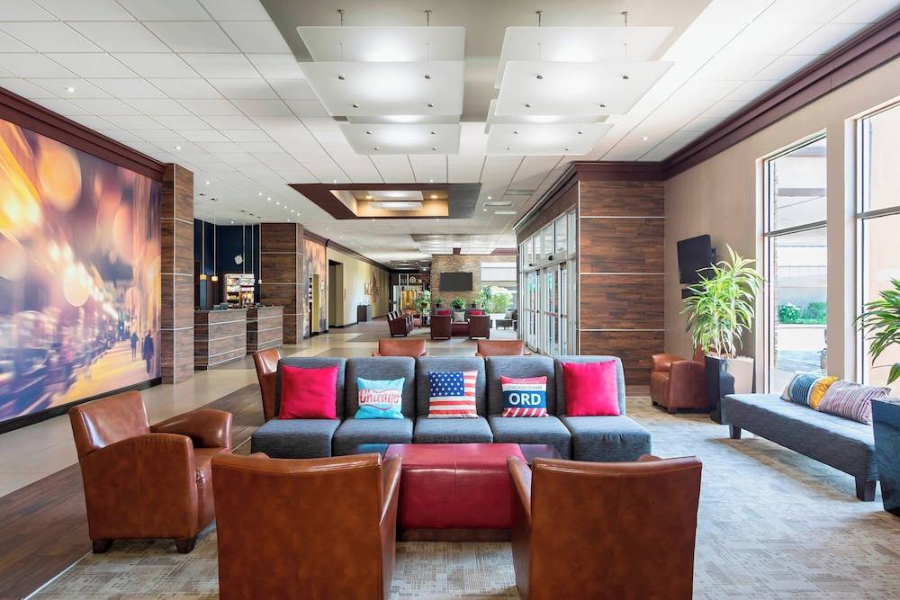 Four Points by Sheraton Chicago O'Hare 2