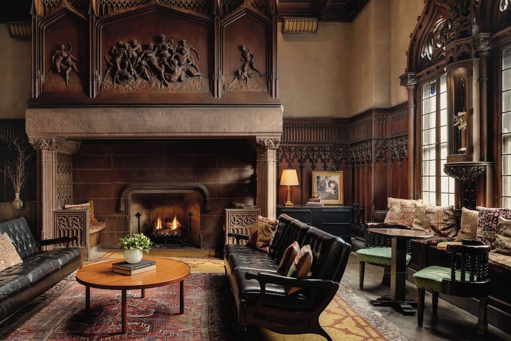 Chicago Athletic Association, part of Hyatt 2