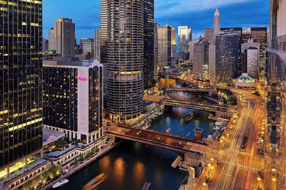 The Westin Chicago River North 1