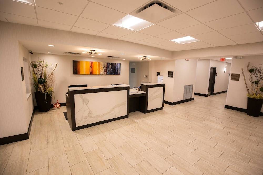 Wyndham Chicago O'Hare 2