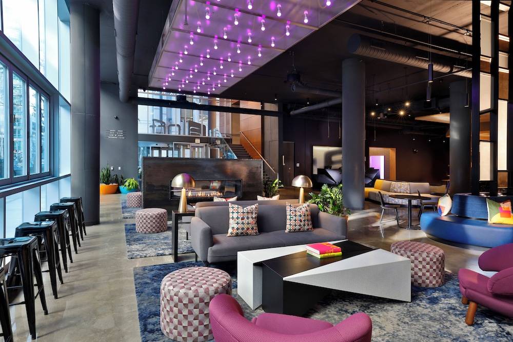Aloft by Marriott Chicago Mag Mile 1