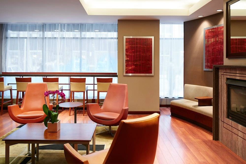 Central Loop Hotel 1