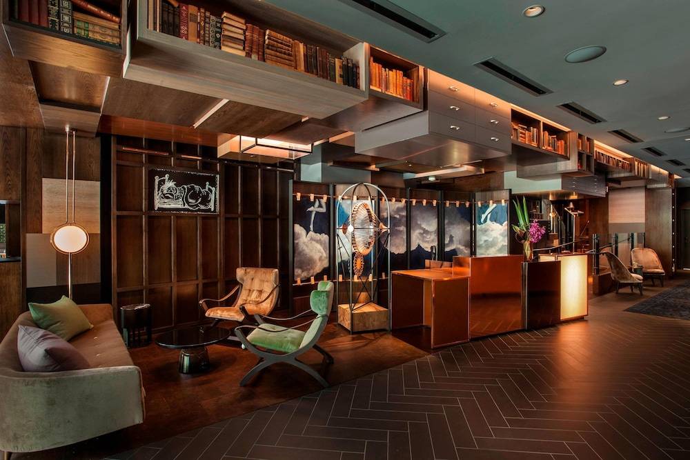 Hotel EMC2, Autograph Collection 2