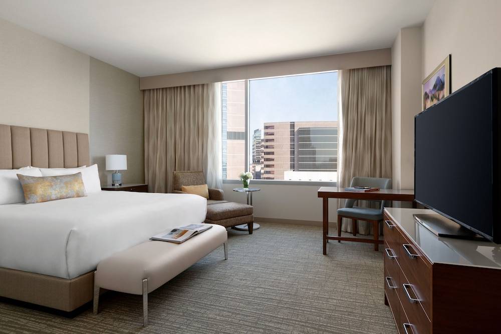 InterContinental Hotels HOUSTON by IHG 1