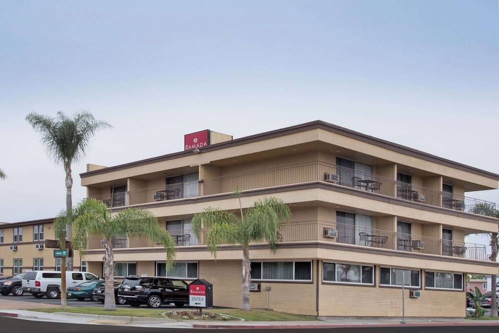Ramada by Wyndham San Diego Airport 1