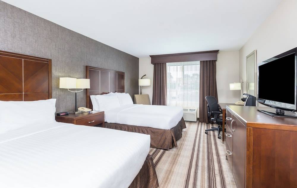 Holiday Inn Express SAN DIEGO-SEA WORLD AREA by IHG 2