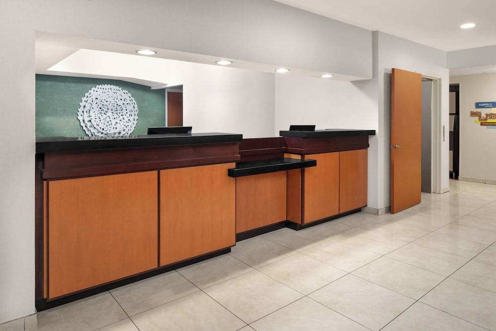 Fairfield by Marriott Inn & Suites Denver Airport 2