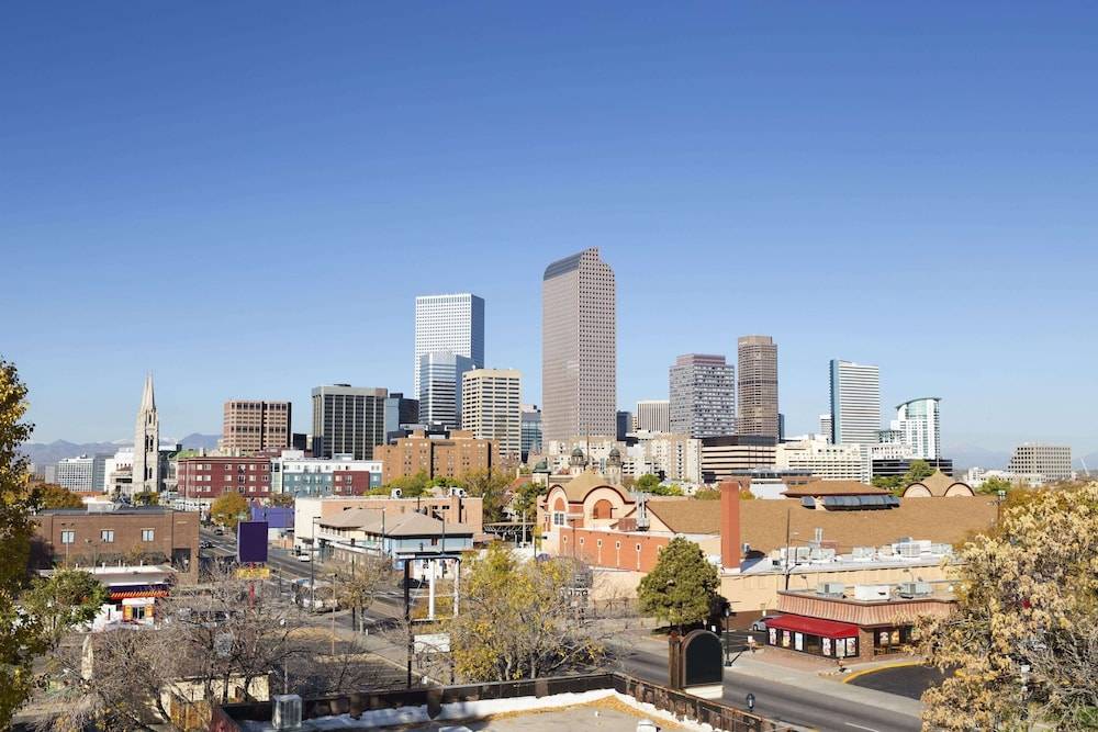 Days Inn by Wyndham Denver Downtown 1