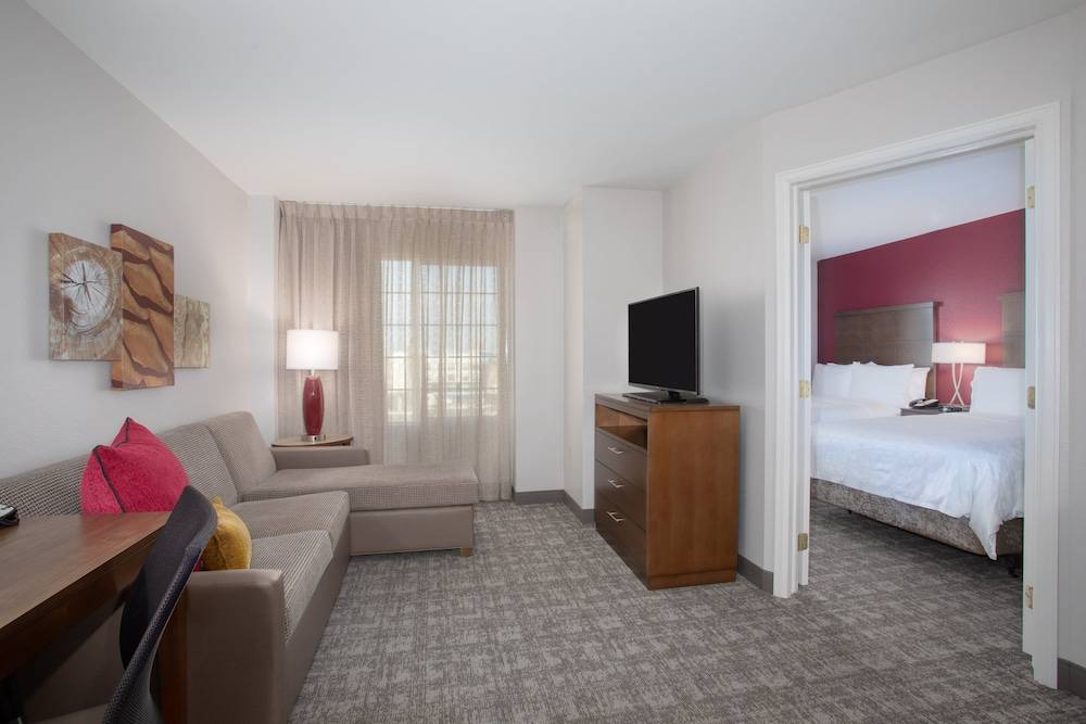 Staybridge Suites DENVER INTERNATIONAL AIRPORT by IHG 2