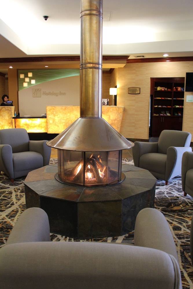 Holiday Inn DENVER LAKEWOOD by IHG 2