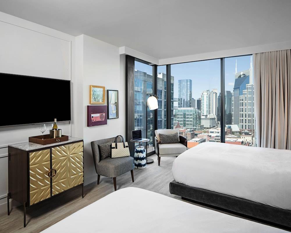 Hyatt Centric Downtown Nashville 1
