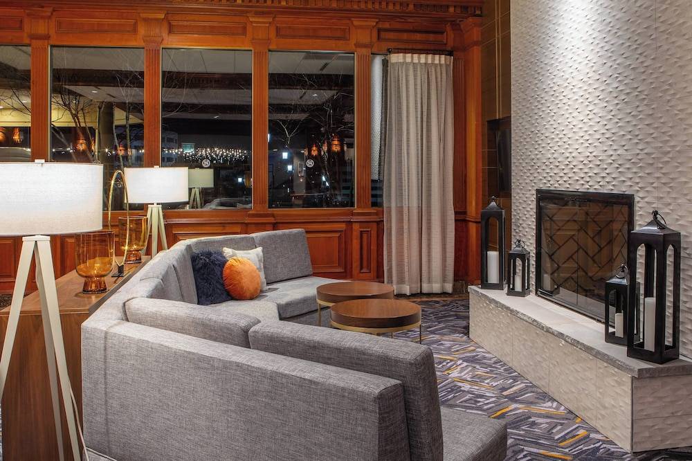 Sheraton Music City Nashville Airport 2