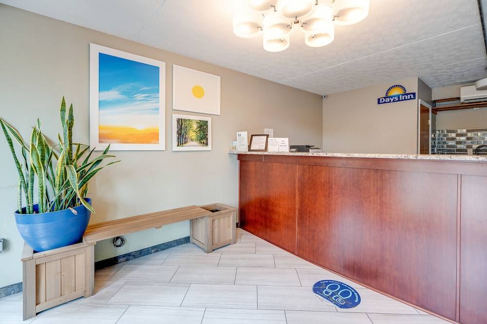 Days Inn by Wyndham Nashville Saint Thomas West Hospital 2