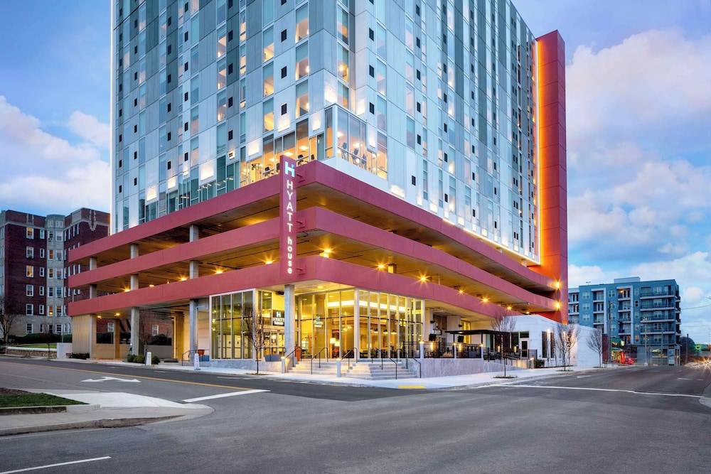 Hyatt House Nashville at Vanderbilt 1