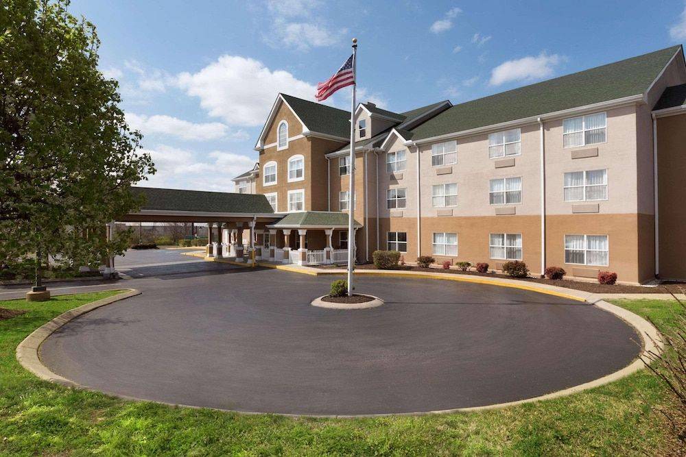Country Inn & Suites by Radisson, Nashville, TN 1