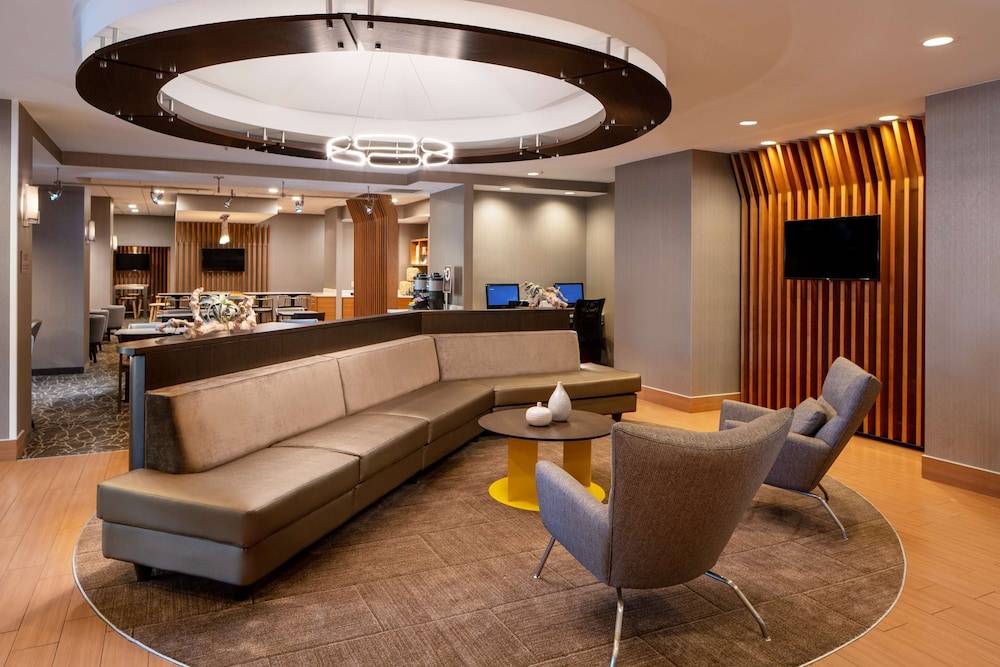 Sonesta Select Nashville Airport Suites 2