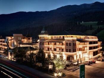 Dolomiten Residenz - Sporthotel Sillian 1